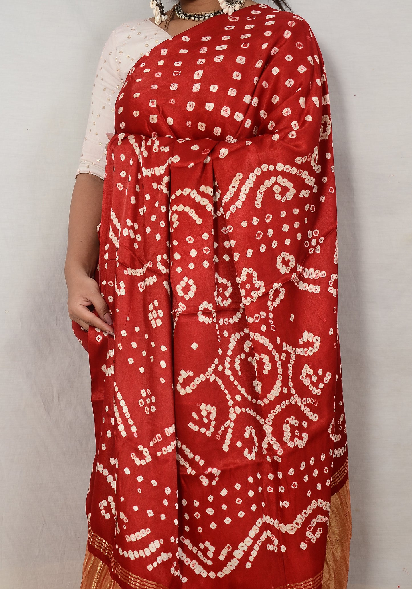 Sindoori Saaj – Red Modal Silk Bandhani Saree with Japan Zari