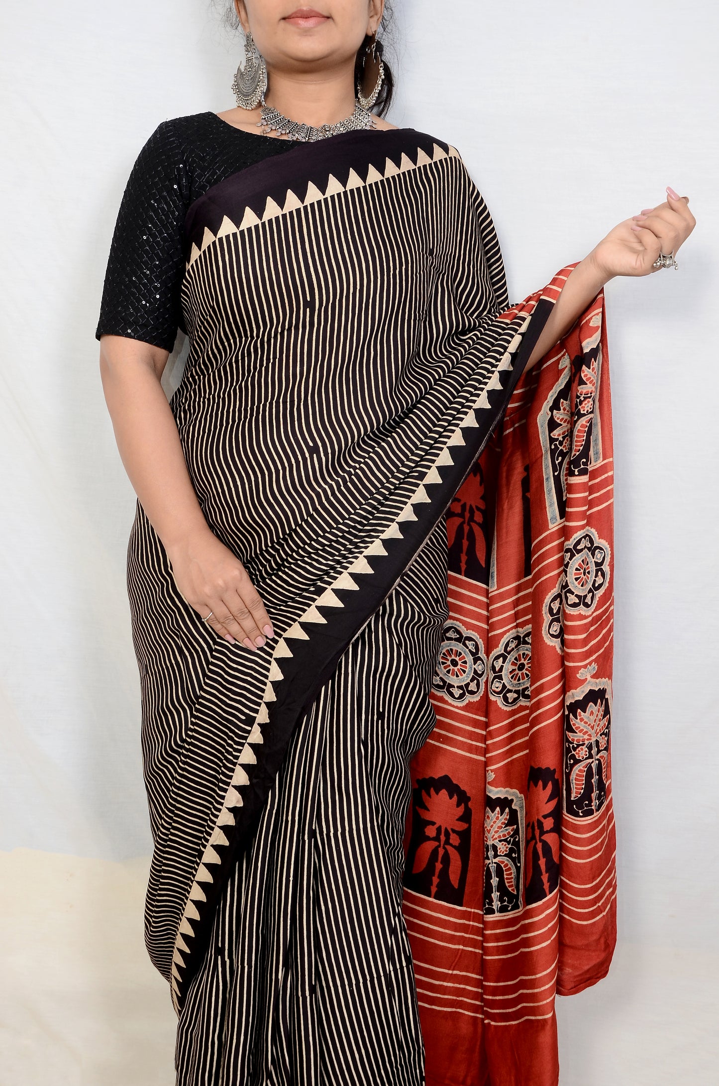 Nomadic beauty Marun and Black Ajarakh block print saree