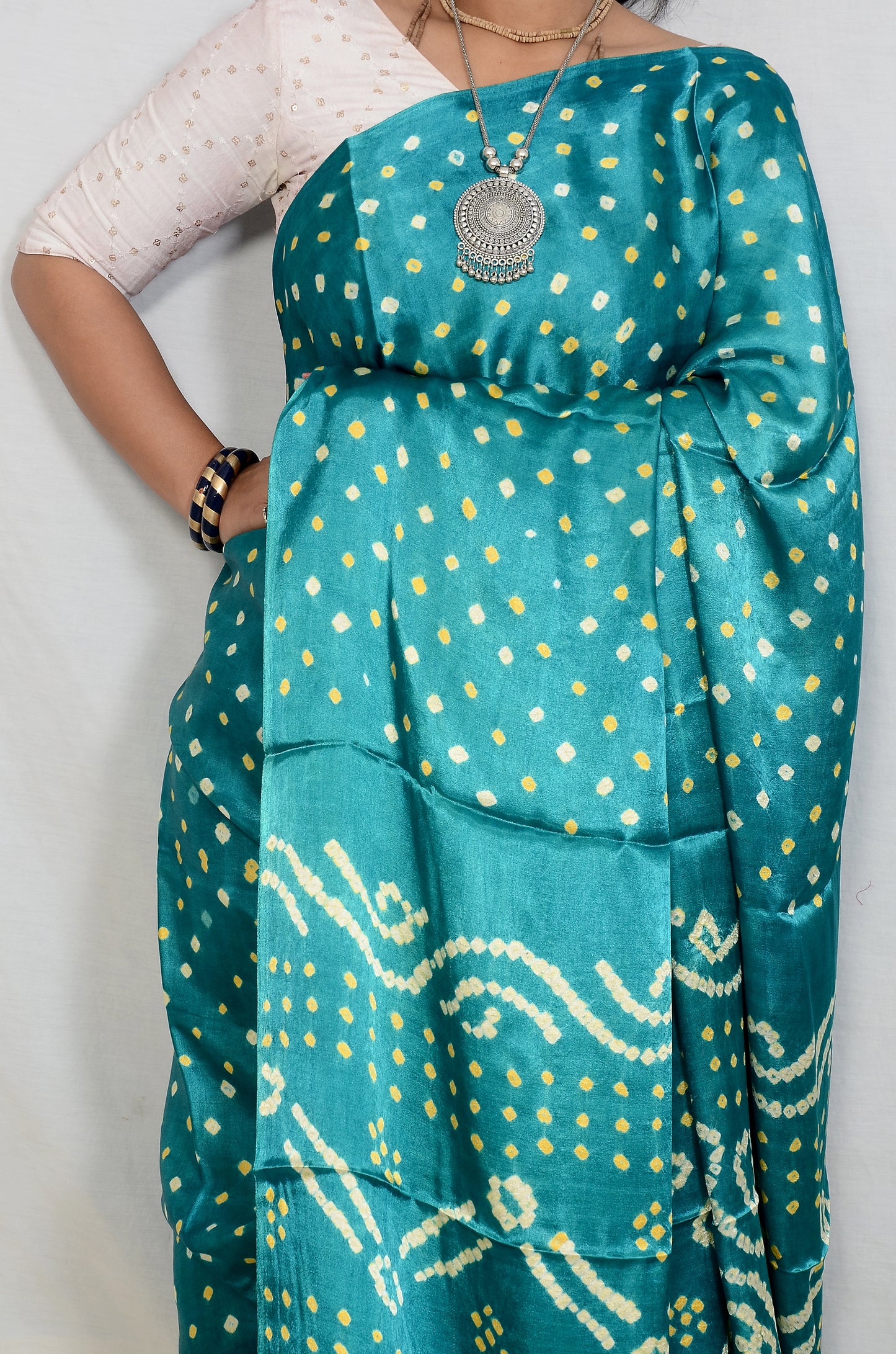 Rama Roop – Rama Green Modal Silk Bandhani Saree with Japan Zari
