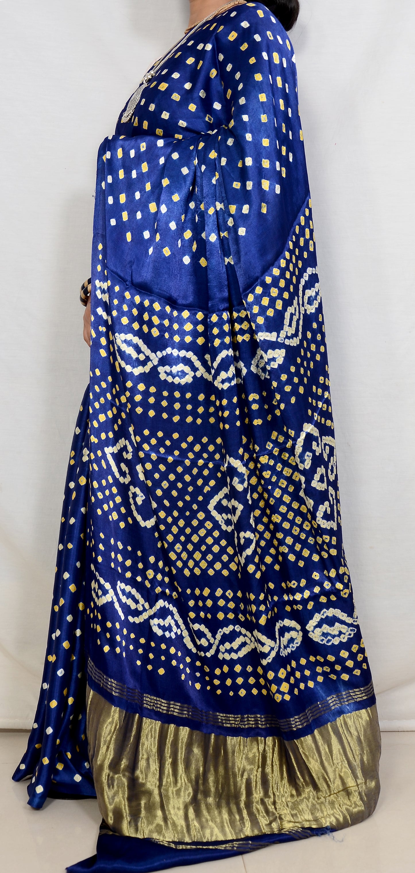 Neel Viraasat – Blue Modal Silk Bandhani Saree with Japan Zari