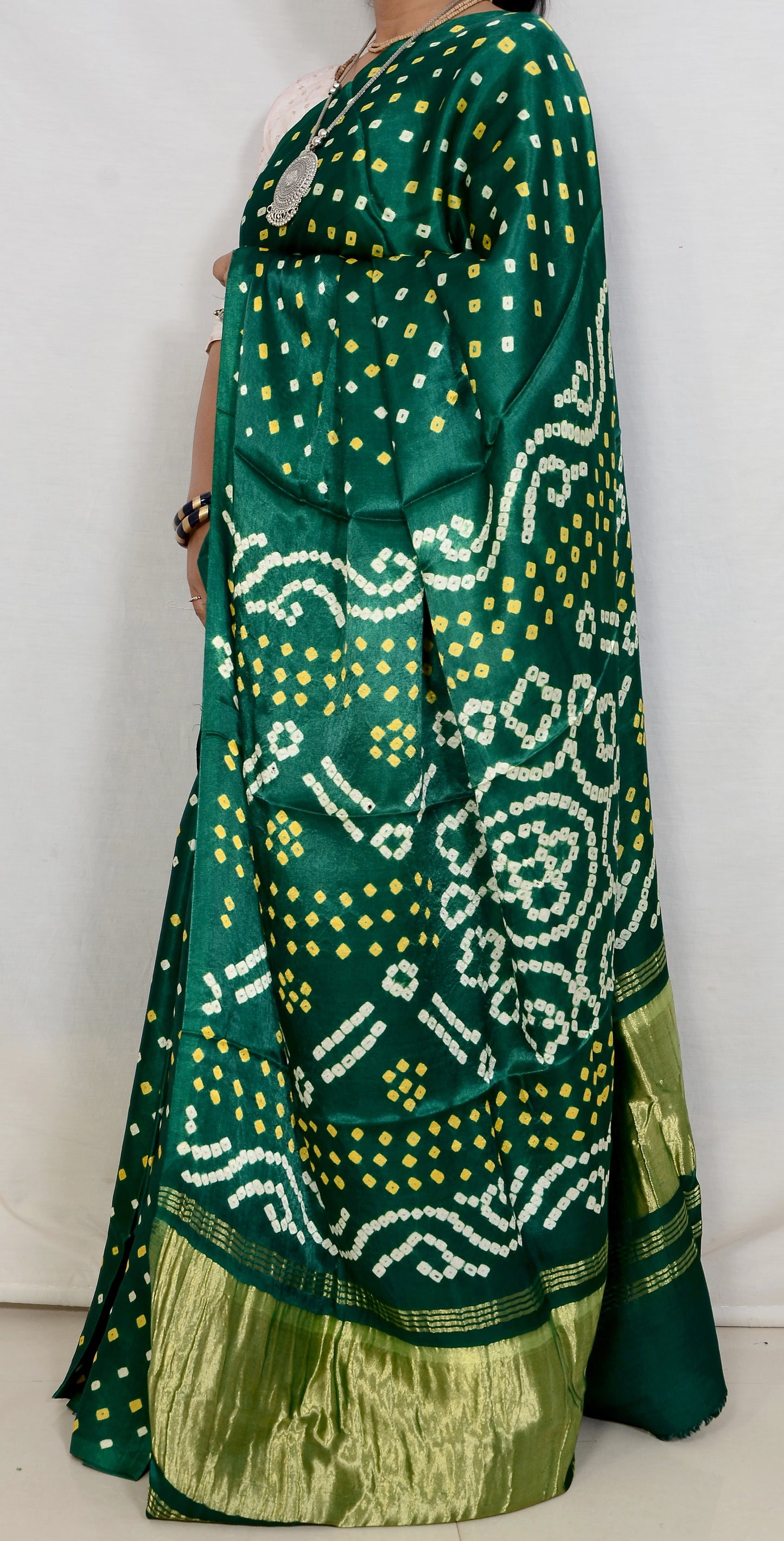 Green Modal Silk Saree with Traditional Bandhani Work