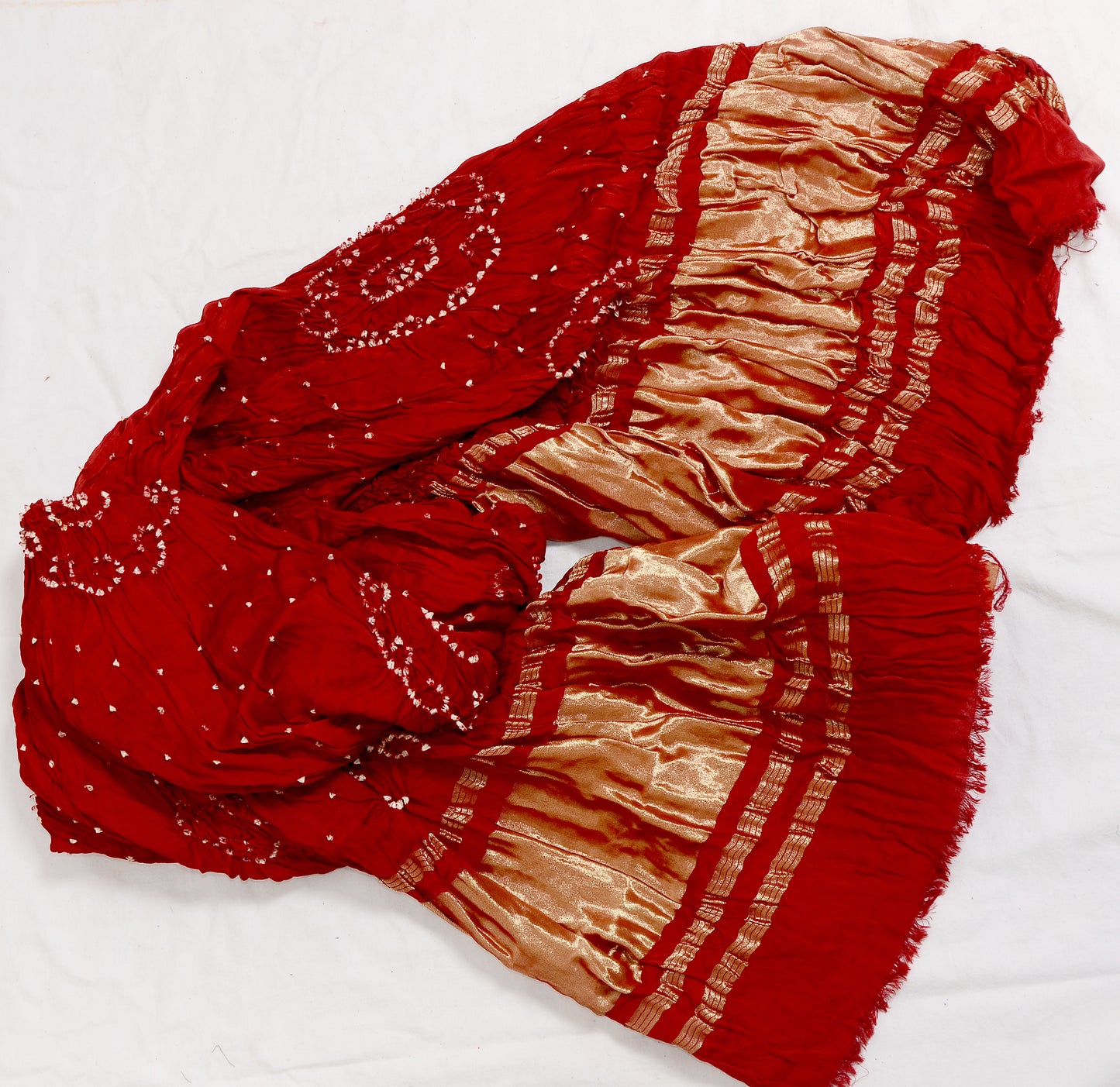 Cloud pattern red modal dupatt