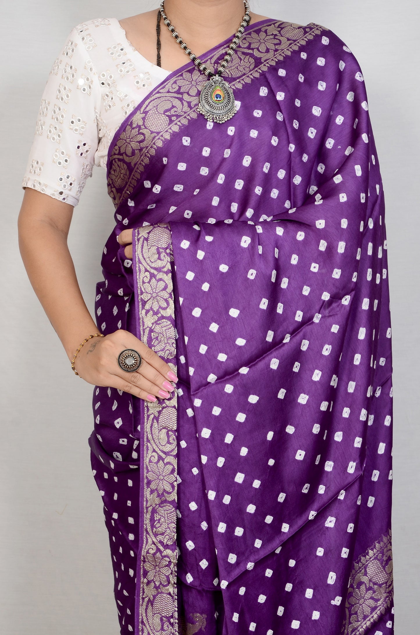"Purple Viscose Bandhani Saree with Nakshi Pallu & Fancy Border – Royal Elegance"