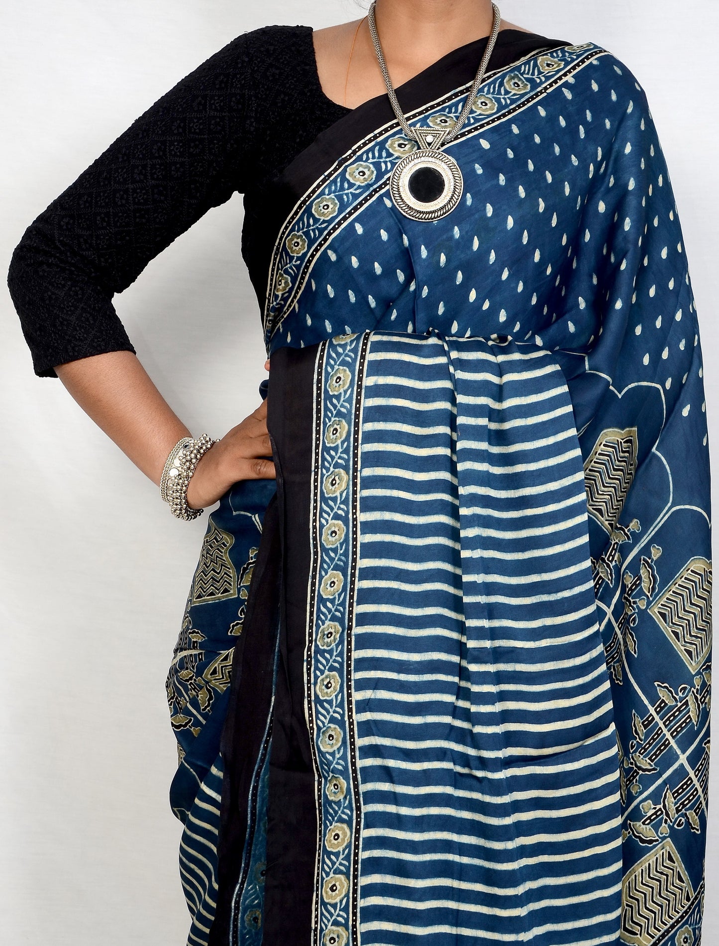 "Ocean Verse – Indigo Ajrakh Modal Silk Saree"