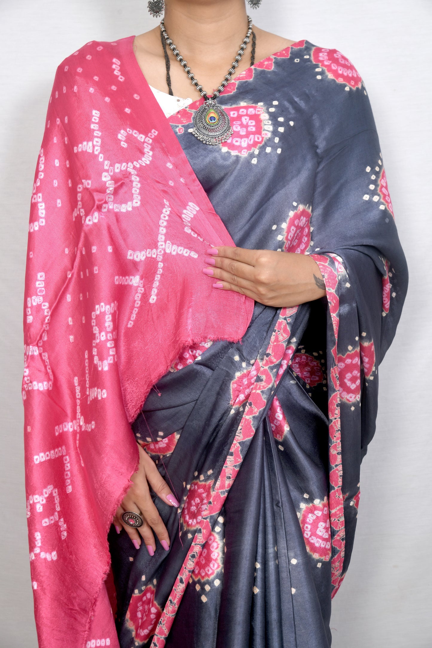 "Premium Modal Silk Gulti Bandhani Saree – Vibrant & Timeless"