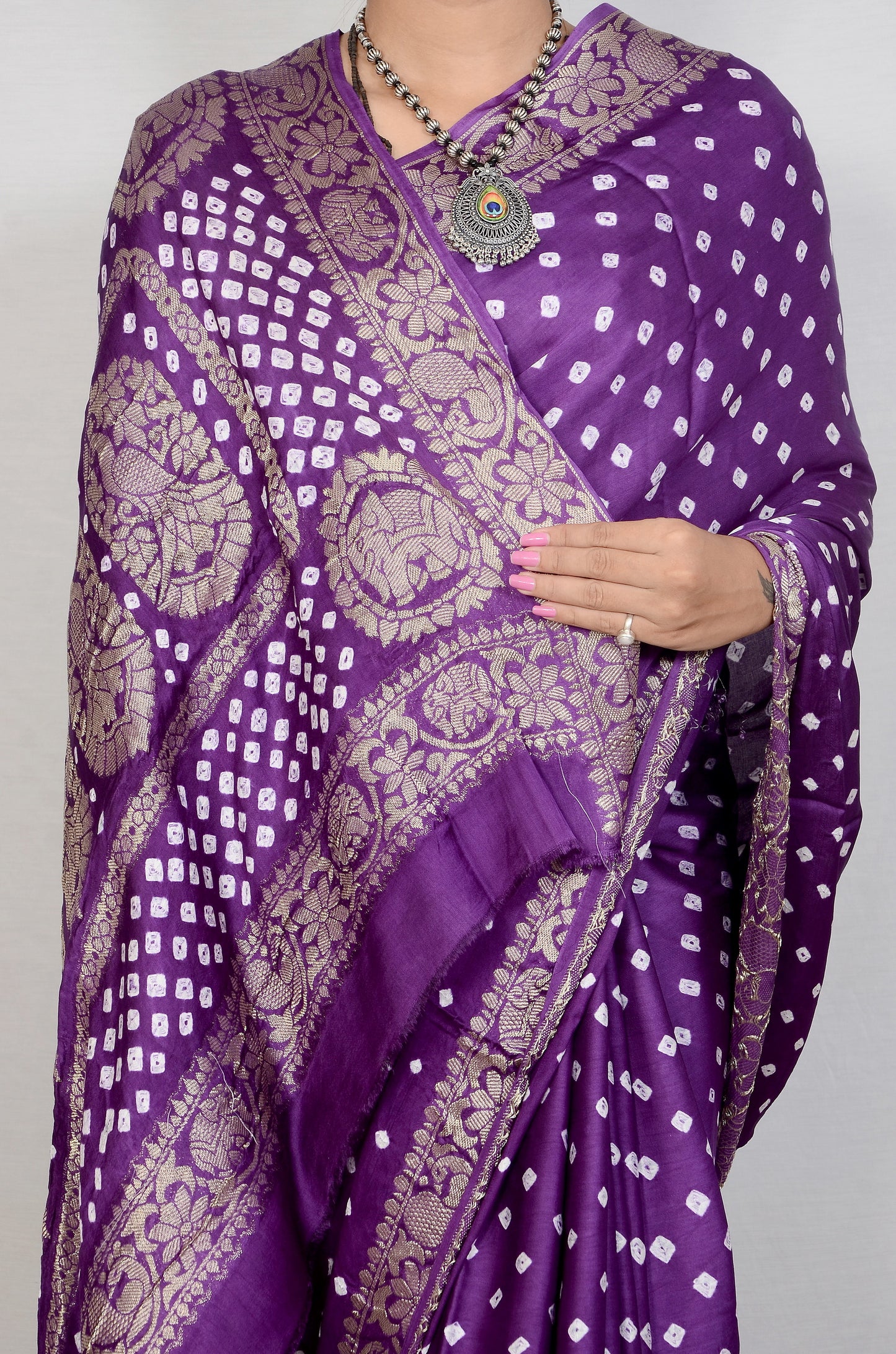 "Purple Viscose Bandhani Saree with Nakshi Pallu & Fancy Border – Royal Elegance"