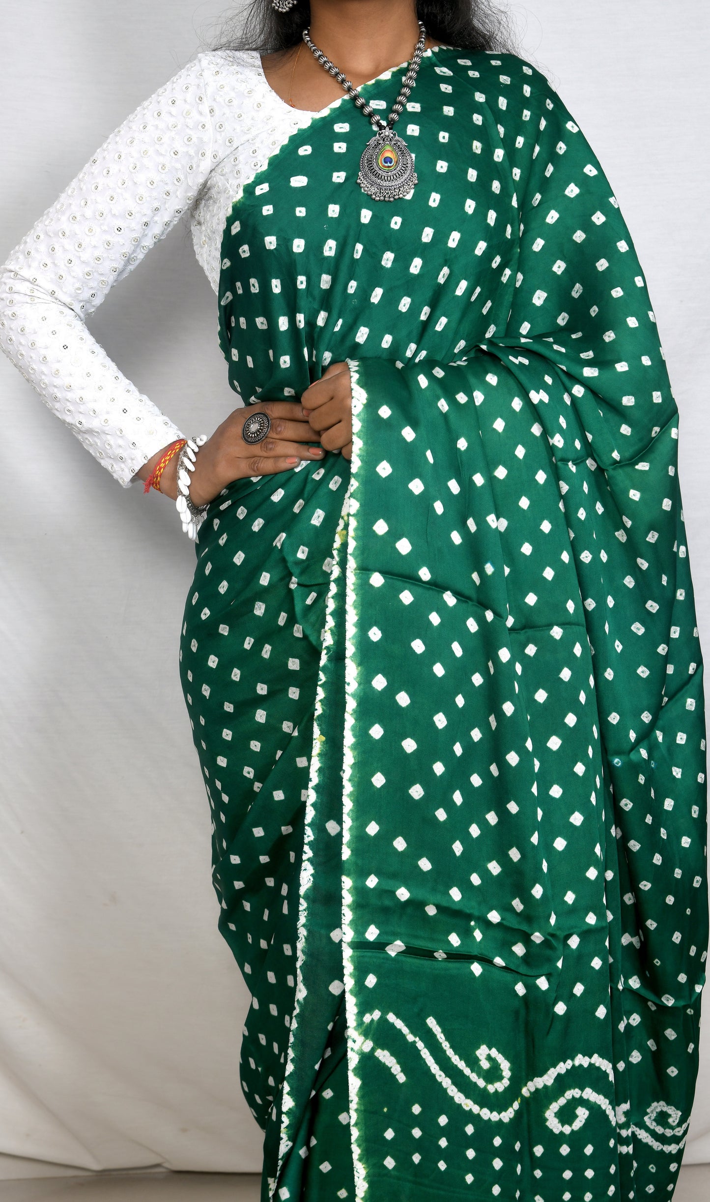 Opulent Flow light green bandhani saree