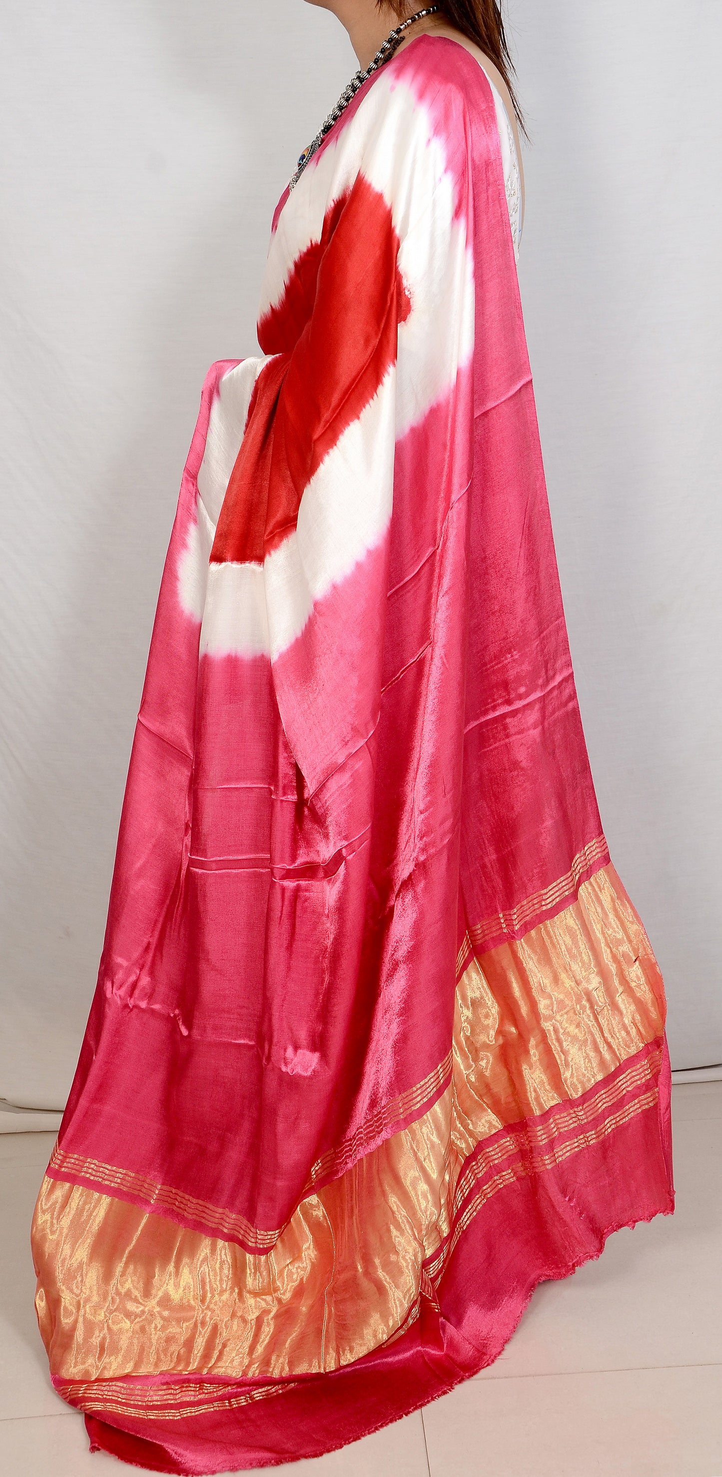 Regal Threadspink and red modal saree