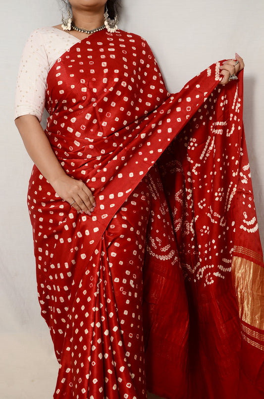 Sindoori Saaj – Red Modal Silk Bandhani Saree with Japan Zari