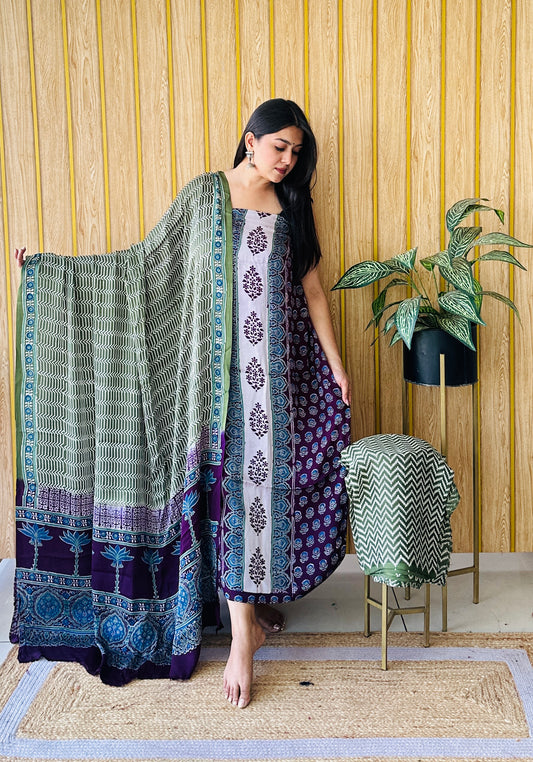 block flow wine and green dress material