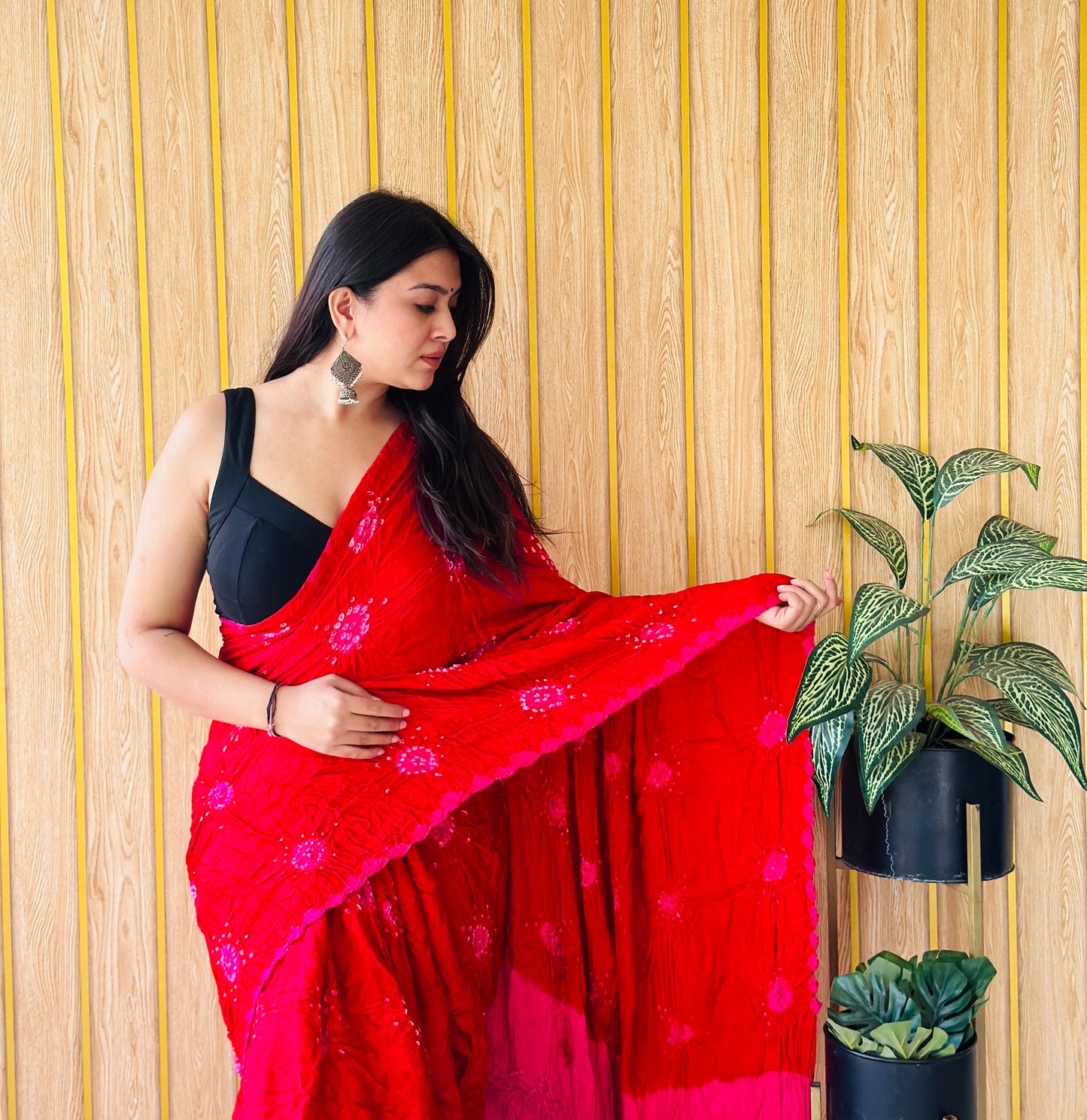 Gulaab Sindoor – Red & Hot Pink Gulti Bandhani Saree in Modal Silk
