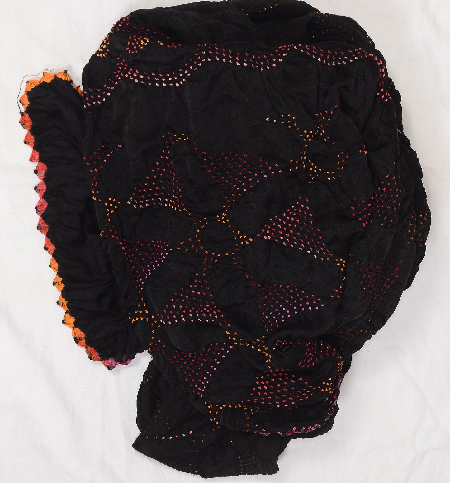 Black star triangle multi rai Bandhej Dupatta