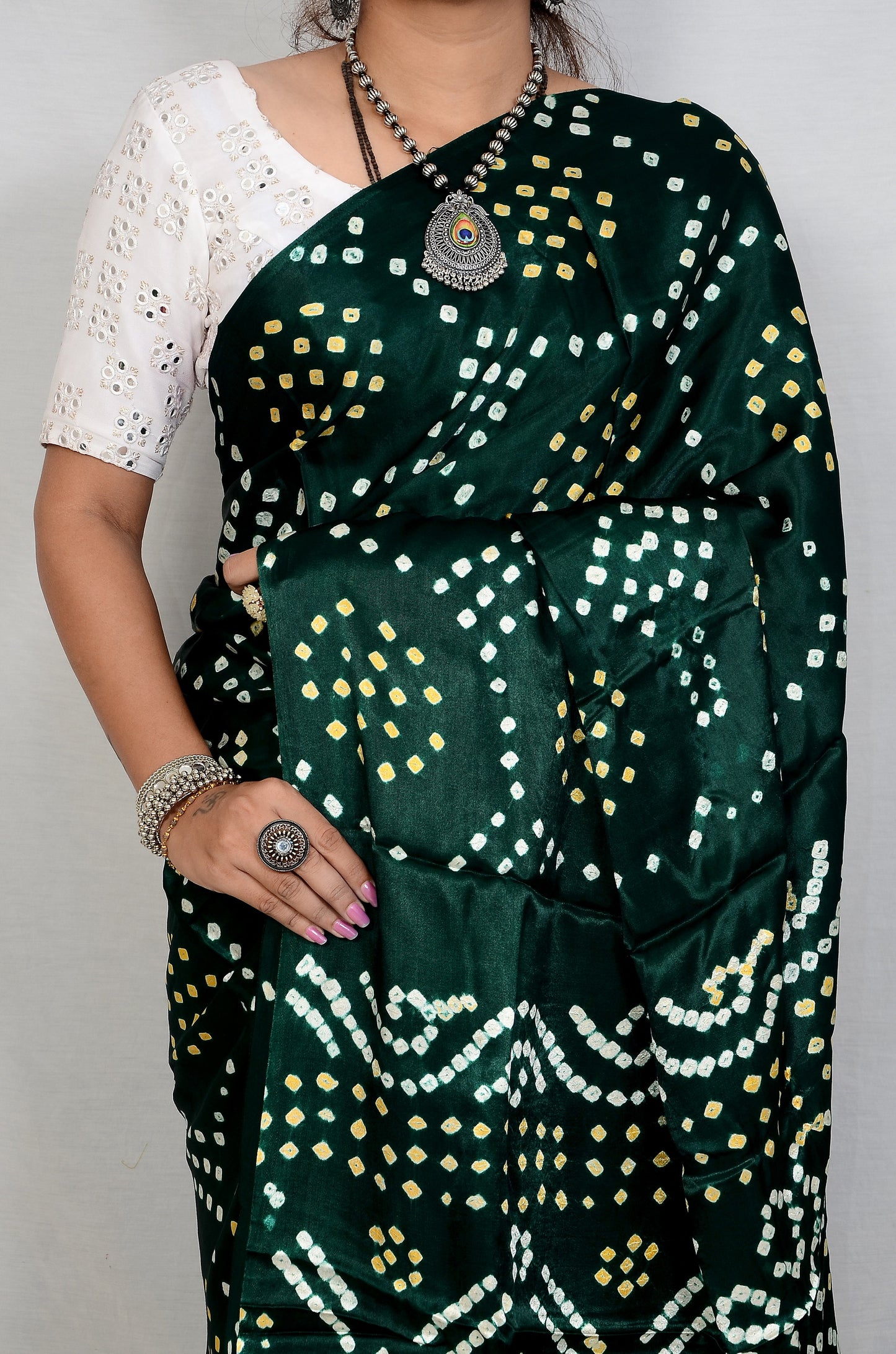 "Elegant Circle Motif Bandhani Saree in Modal Silk"