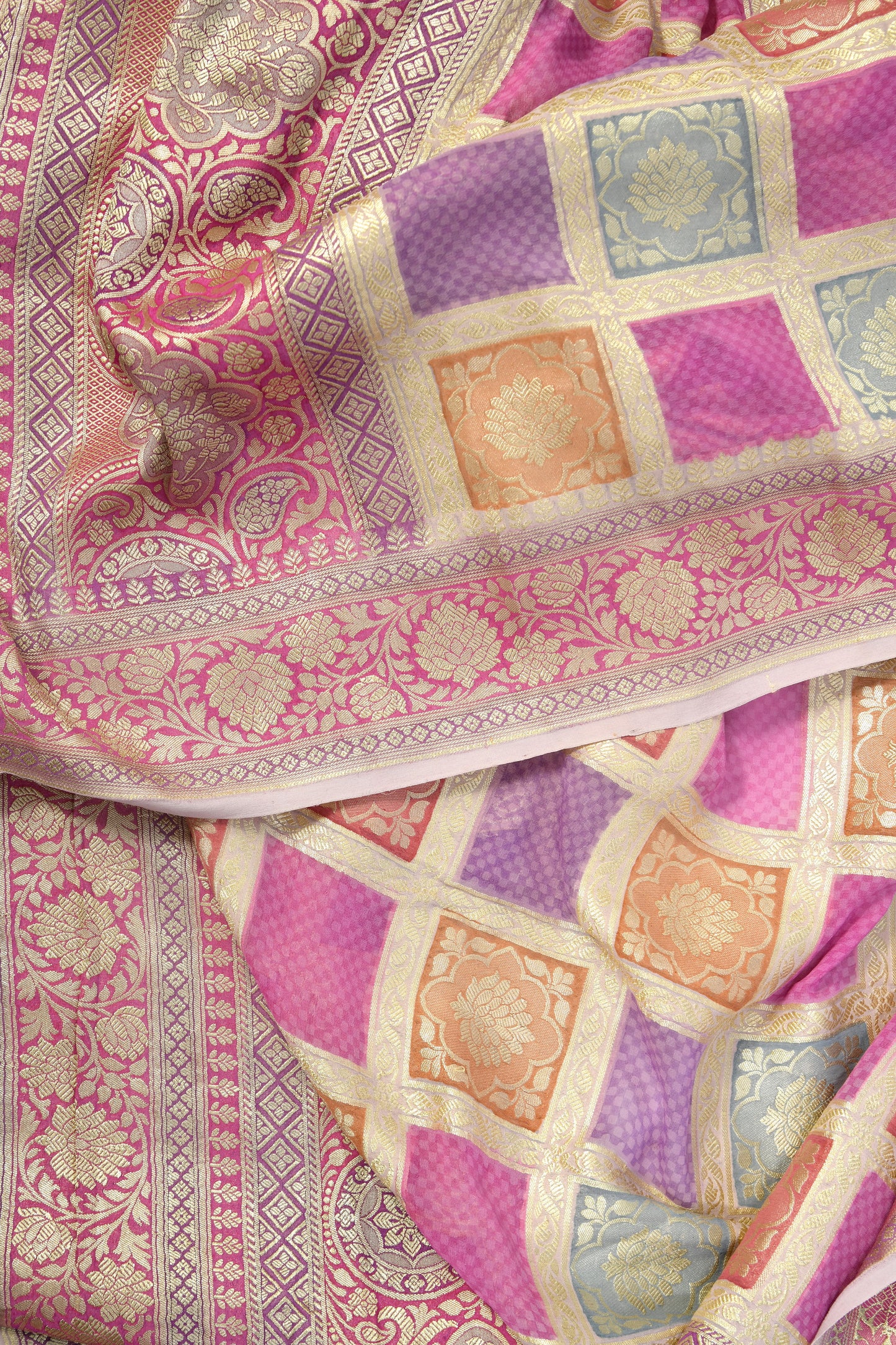 Jhalar – Khaddi Georgette Dupatta with Water Zari in Checks Design