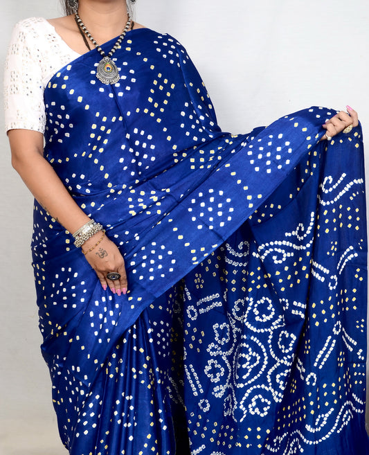 "Blue Circle Design Modal Silk Bandhani Saree with Edging – Handcrafted Elegance"