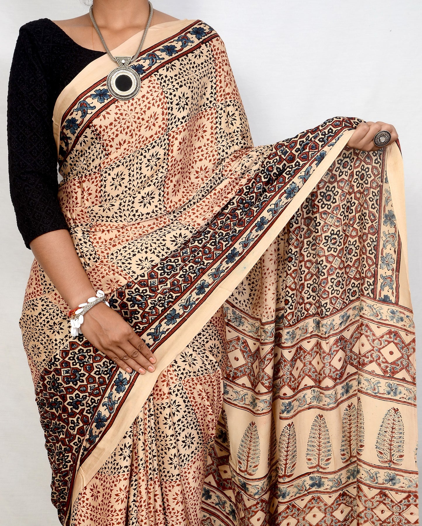 "Ivory Whisper – White Ajrakh Modal Silk Saree"