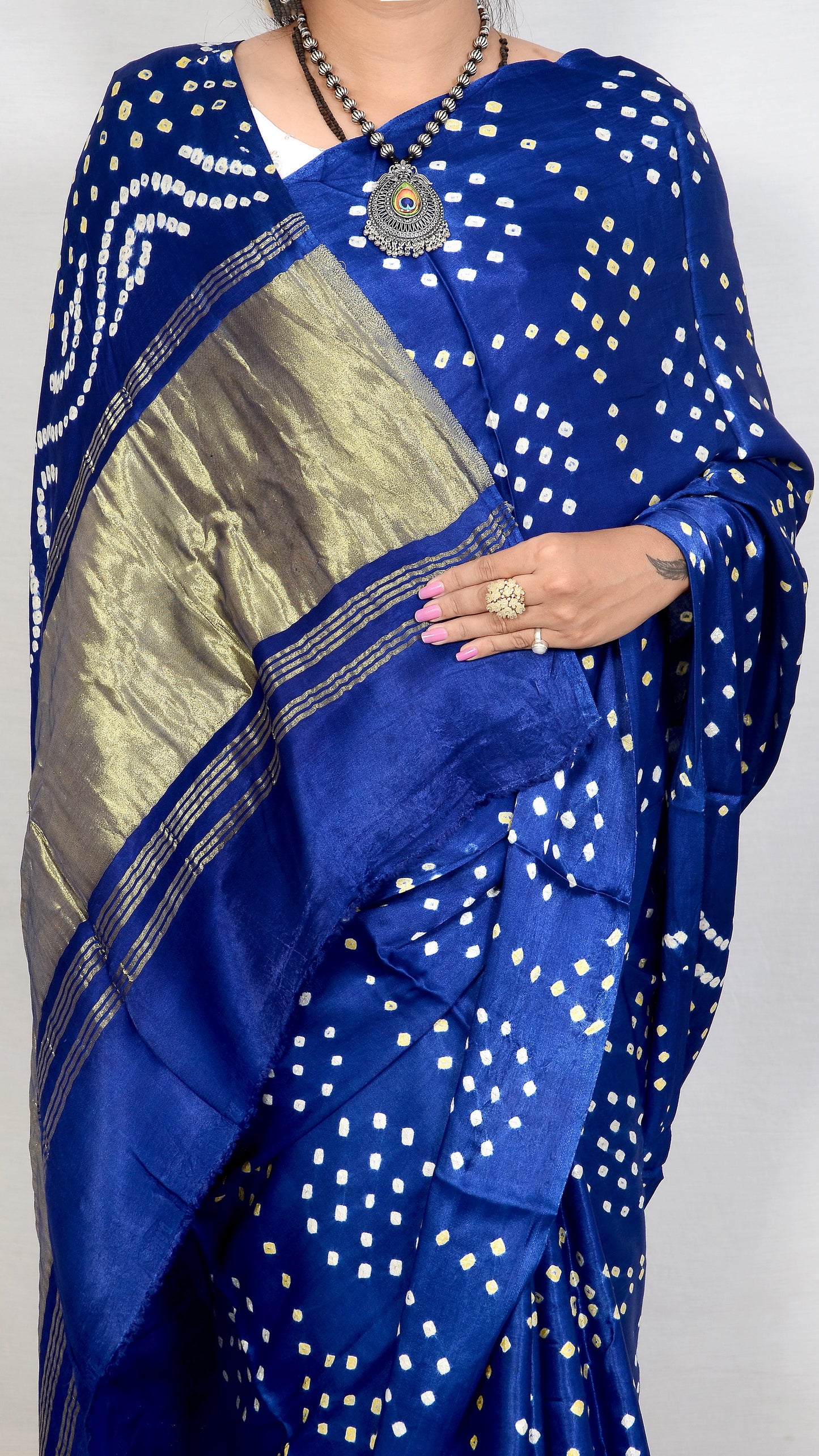 "Blue Circle Design Modal Silk Bandhani Saree with Edging – Handcrafted Elegance"