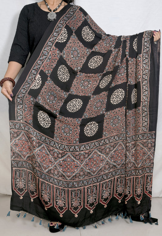 Elegant drift Ajarakh black dupatta