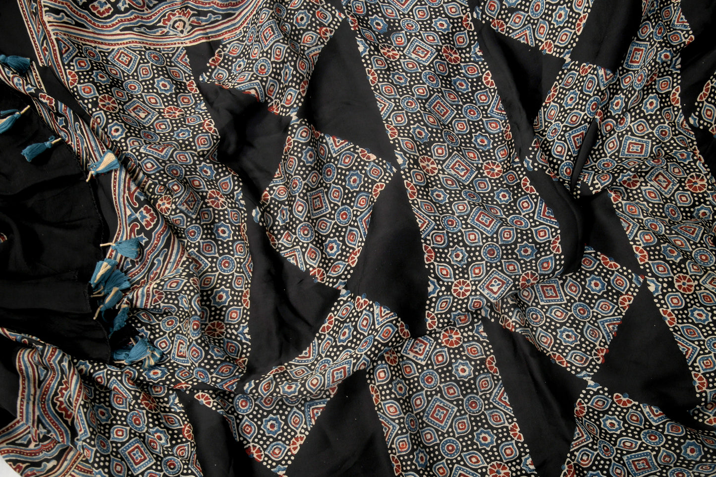 Regal wrap Ajarakh black dupatta