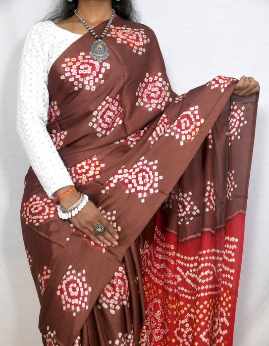 Traditional Gulti Bandhani Saree in Earthy Red & Brown