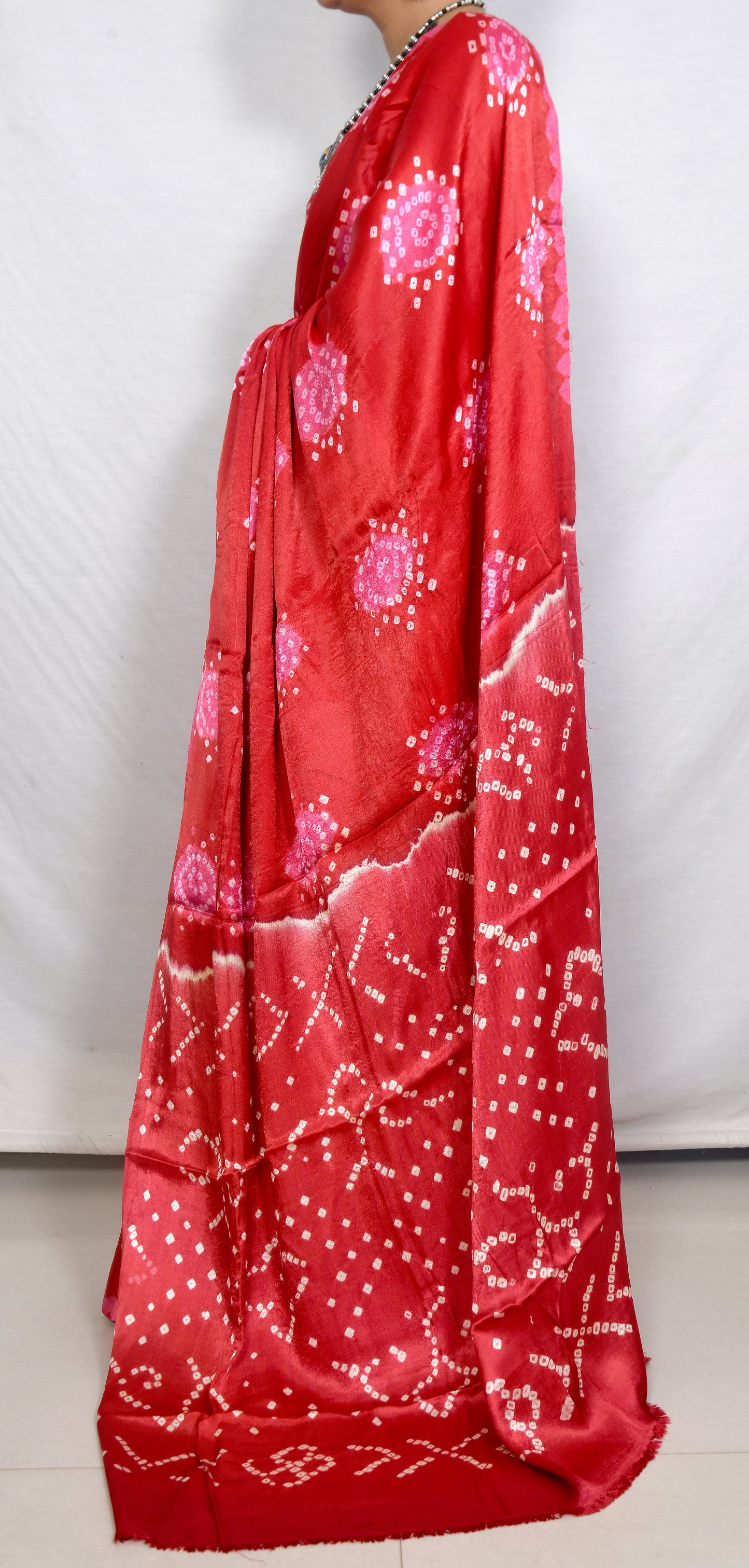 Gulaab Sindoor – Red & Hot Pink Gulti Bandhani Saree in Modal Silk