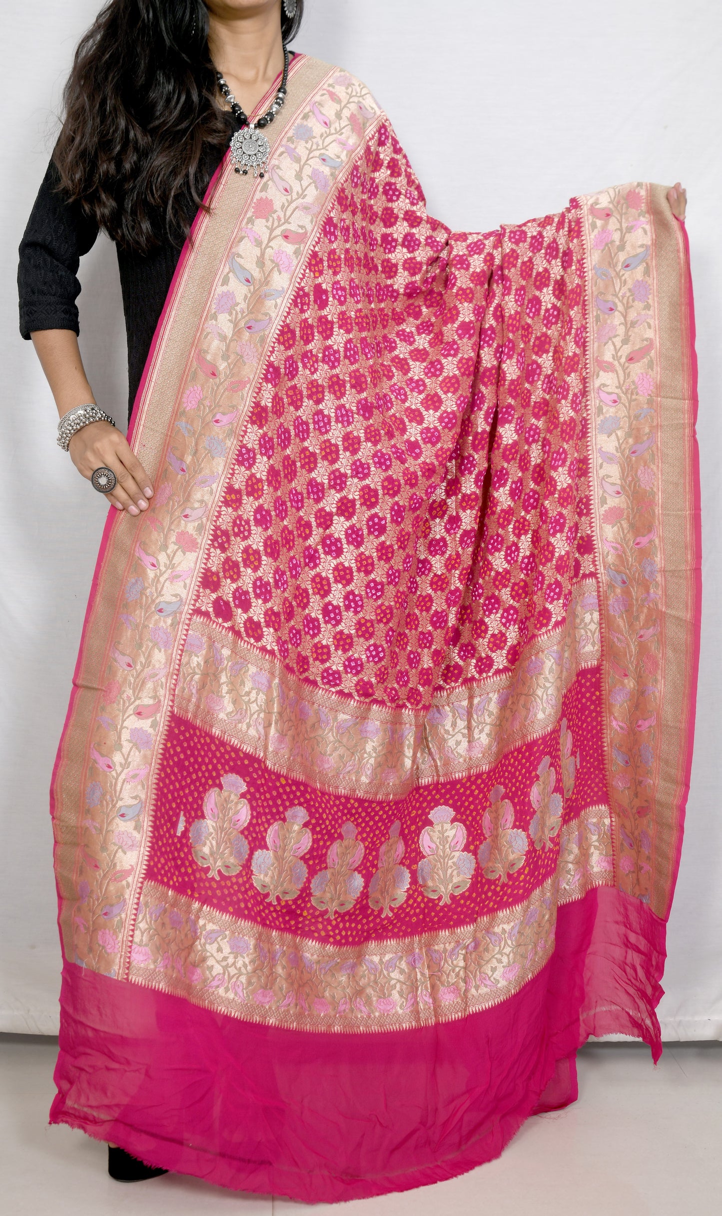 Banarasi bandhani luxe strawberry pink dupatta
