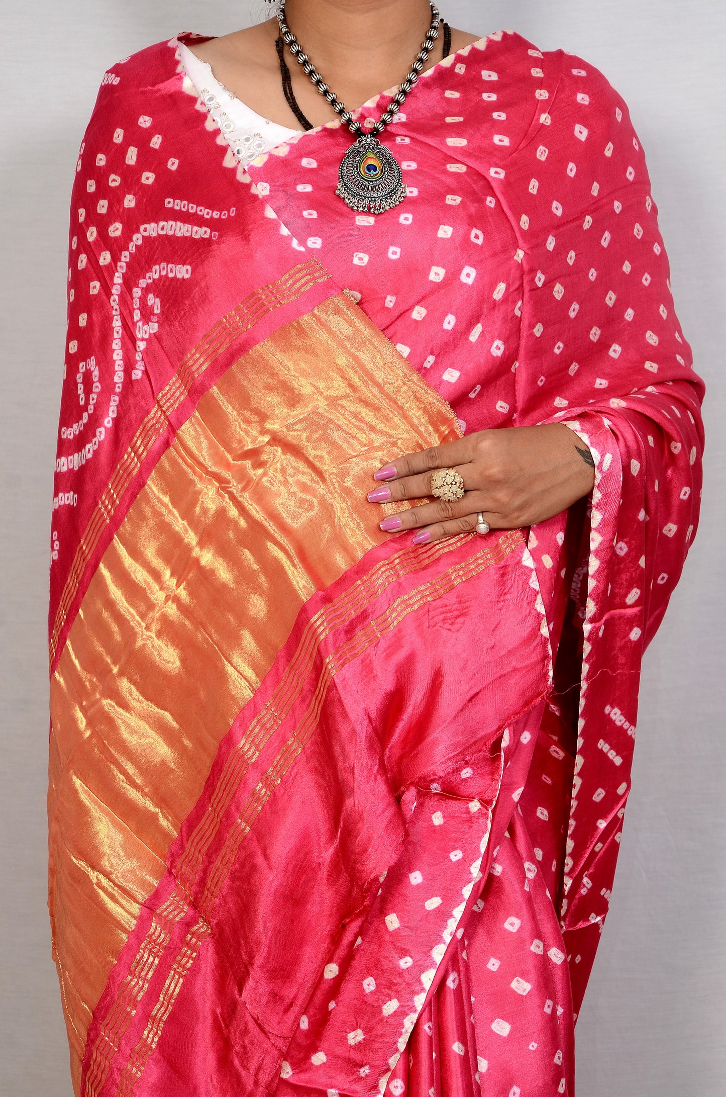 Pink dani saree with edges
